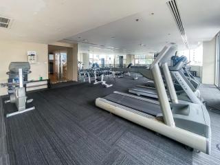 Spacious City 118 SQM Fast WiFi BTS Chong Nonsi - 5