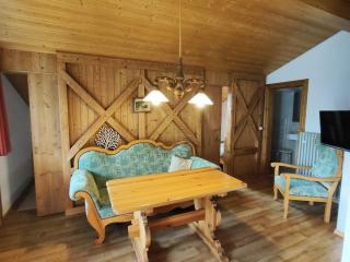 Ferienwohnung Emilia mit Bergblick (Osten) - Ruhpolding - 1