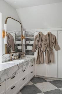 CygnusPool °BBQ °Sauna °Parking °King °Netflix°Gym - 7