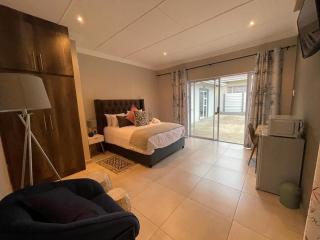 Chief cornerstone Lodge - Mthatha - 0