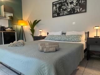 Jo's Studios - 0