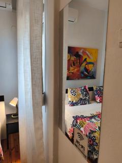 Central Studio Flat - 2