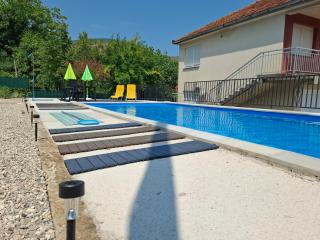 Apartman ZORA s bazenom - 4