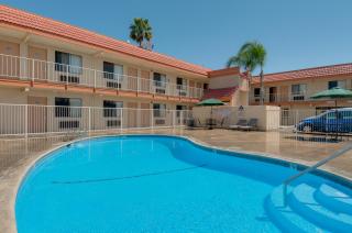 Vagabond Inn Bakersfield North - Bakersfield - 9