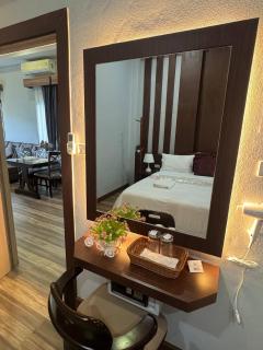 Private 2 Bedroom Pool Villa in Ao Nang with Stunning Views - 1