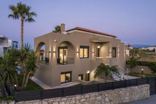 Luna Luxury Living - Tavronítis - 9