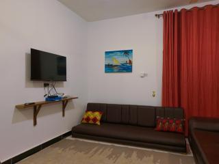 Beachfront Bliss with Stunning Ocean Views - Uroa - 4