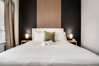 Boulevard Stays Quiet Modern 2BR Pickleball Pool Parking Gym 06 - 3