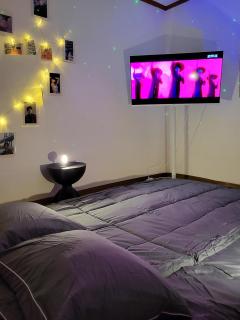 Spacious Local Stay K-ROOM, K-POP Photo Zone, Smart TV, Full Kitchen - Seoul - 5