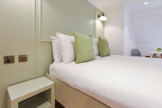 Leather Lane Concept Apartments - 8
