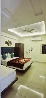 Hotel Meri & Residency - Bhopal - 3