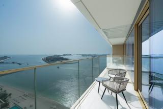 KeyRock - Stylish 2BR Apt with Palm Jumeirah View, Balcony , Pool & Gym Access - 9