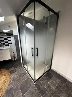 Villa avec maxi Jacuzzi à côté de maison des examens - 1