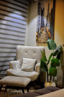 CITY VIEW PENTHOUSE SUITE - GOLDCREST MALL AND RESIDENCY By ALVIS SUITE - Lahore - 2
