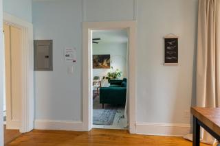 Charming & Newly Renovated 2BR in St Albans - Saint Albans - 1