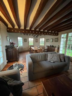 Chaumière entre rivière & champs, piscine privée - 7