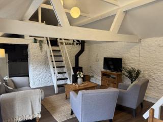 Cotswolds Cottage Farm Stay The Dairy - Lechlade - 6
