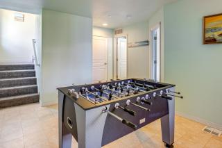 Walk to Shore Home with Deck in Rockaway Beach! - 7