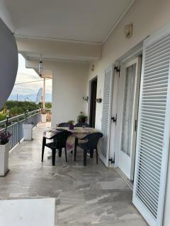Lidas Golden View-All around veranda apartment - Nafplio - 5