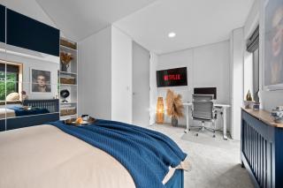 Cityscape MCR Townhouse - Free parking & garden - Manchester - 2
