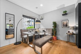 Cityscape MCR Townhouse - Free parking & garden - Manchester - 8