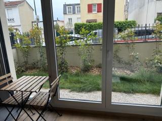 Studio, private garden in Malakoff - 2