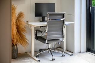 Cityscape MCR Townhouse - Free parking & garden - Manchester - 3