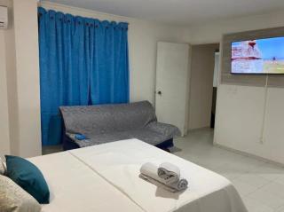 Habitación con baño interno cerca al aeropuerto - 7