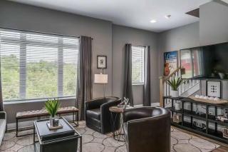 Private Rooftop Oasis - 2 Nashville Homes - 9