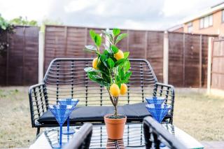 NEW! 2BR with EV Charger, Parking, Near Manchester City - 8