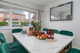 Contractor Friendly House with 9 beds - 4