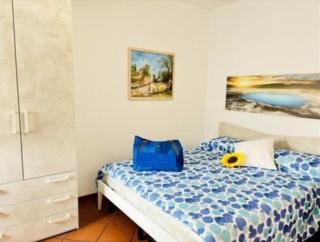 Bright sea front apartment with balcony - 8