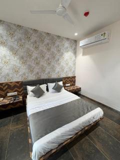 Hotel Shyam Villa - 7