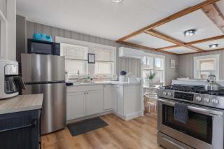 The Sand Bar - Heart of Hampton Beach - 6