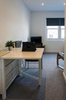 Stylish Townhouse in Portland, Dorset - Castletown - 1