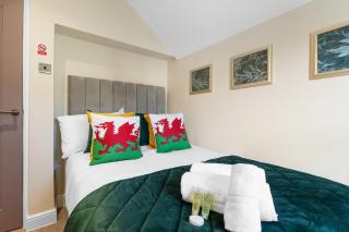 Cariad House by MGroup SA - Cardiff - 7