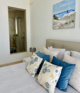 Sea front villa in Cap St George resort - 5