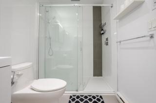 Modern Heritage Stay Upscale 2BR in Old Port - 9