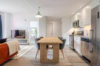 Modern Heritage Stay Upscale 2BR in Old Port - 2