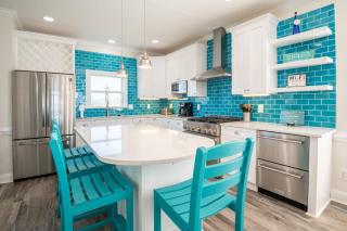 NEW Ocean View - Second Row - Private Home in Oak Island - 3