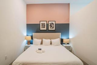 Boulevard Stays Modern Roosevelt Row Suite 1BR Pool Gym 2 - Phoenix - 1