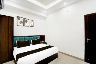 FabHotel Golden Sapphire - 4