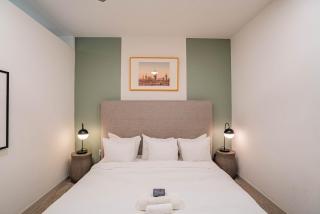 Boulevard Stays Modern Roosevelt Row Suite 1BR Pool Gym 4 - Phoenix - 3