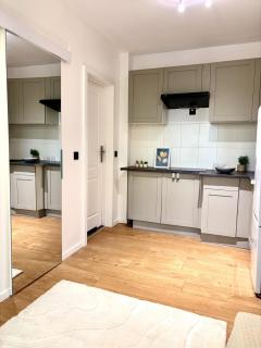 Studio obok metra! Apartamenty LoftWola - Warsaw - 5