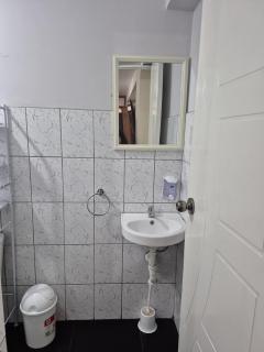 Habitación privada 2do piso cerca a la Plaza Constitución - 4