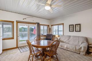 River Cabin with Grill and Boat Slip - Onawa - 6