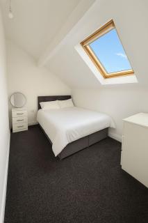 Contractor - 4 BR - City Central - WiFi - Parking - Beeston - 6