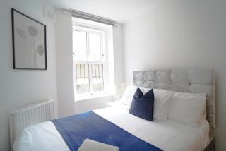 10 Minutes to Tower Bridge , Smart TV, Free Wifi - 5