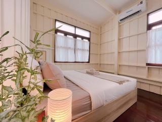White & Green Guesthouse - Bangkok Yai - 0