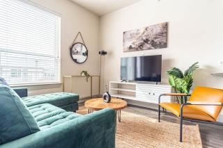 Boulevard Stays Dashing King Studio Suite Pool Parking Gym M - 0